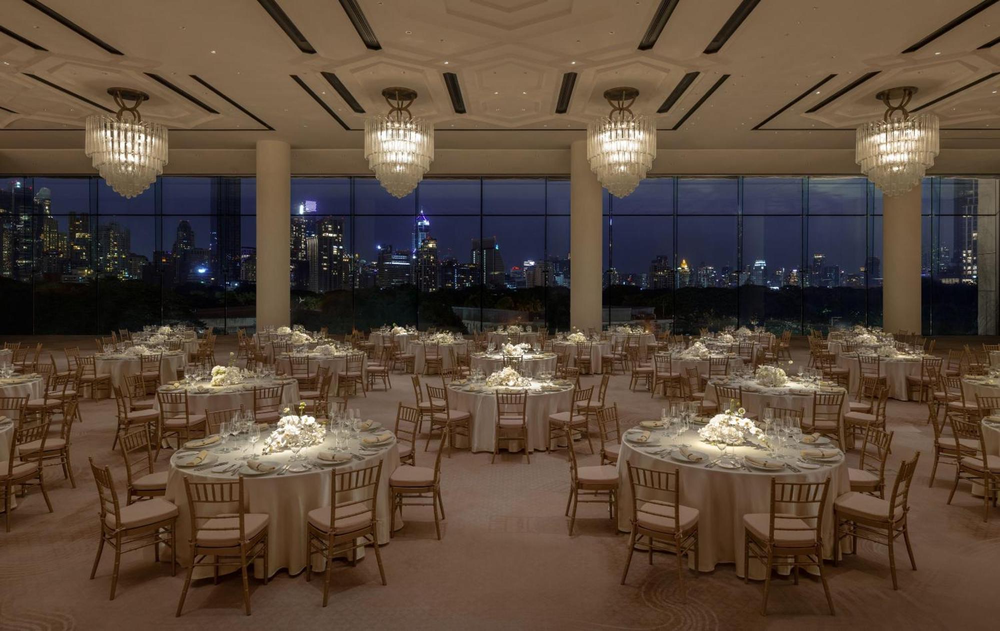 Dusit Thani Бангкок Экстерьер фото