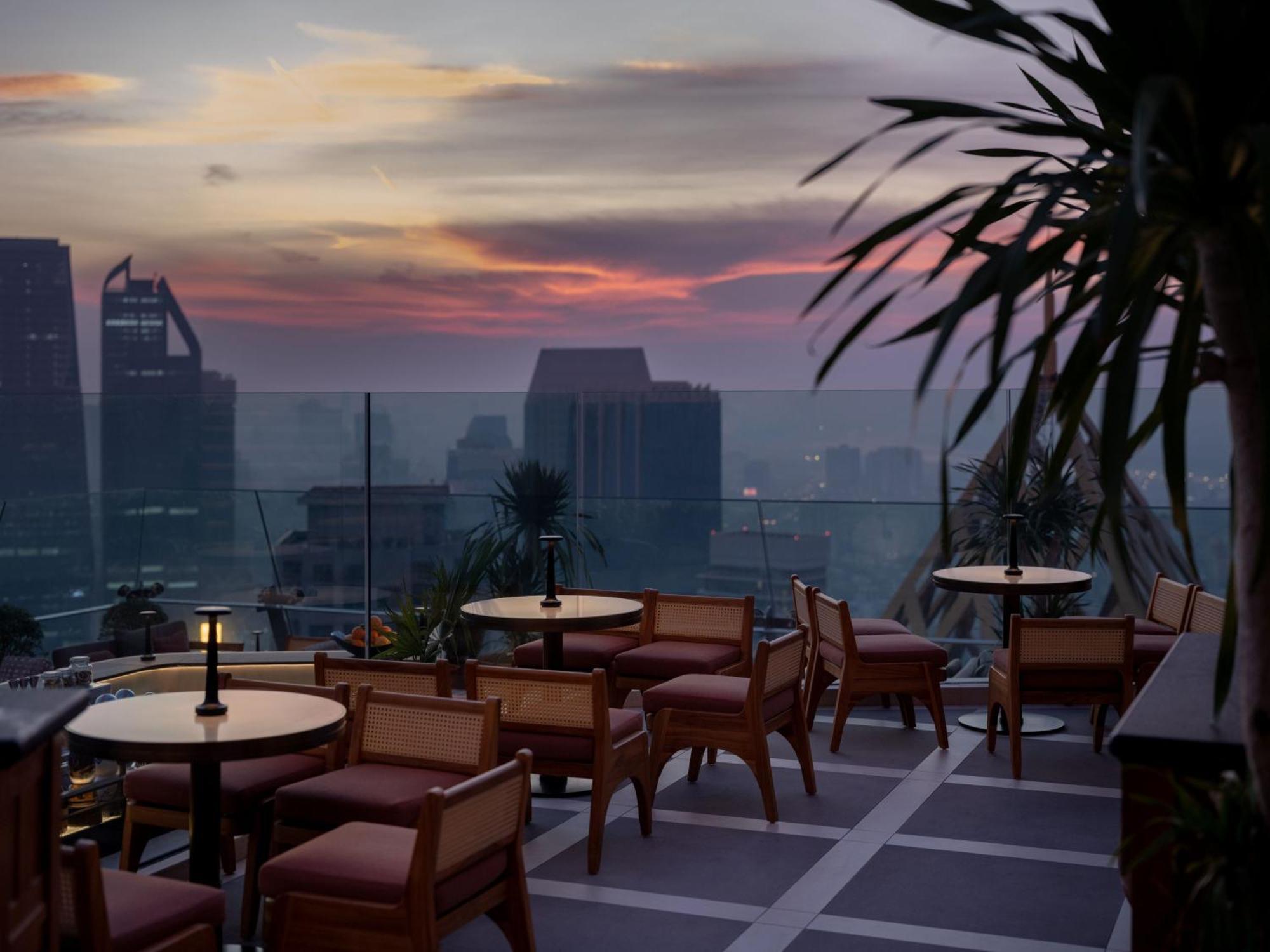 Dusit Thani Бангкок Экстерьер фото